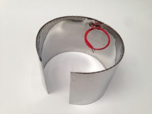 Collier chauffant mica blindé avec alimentation à l’intérieur – SCIENTAX // Armoured mica heating band with internal power supply - SCIENTAX