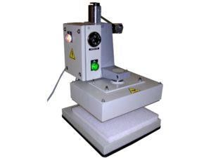 Thermoscelleuse manuelle pour l’emballage unitaire de médicament - SCIENTAX // Manual thermosealing machine for the unitary packaging of medicines - SCIENTAX
